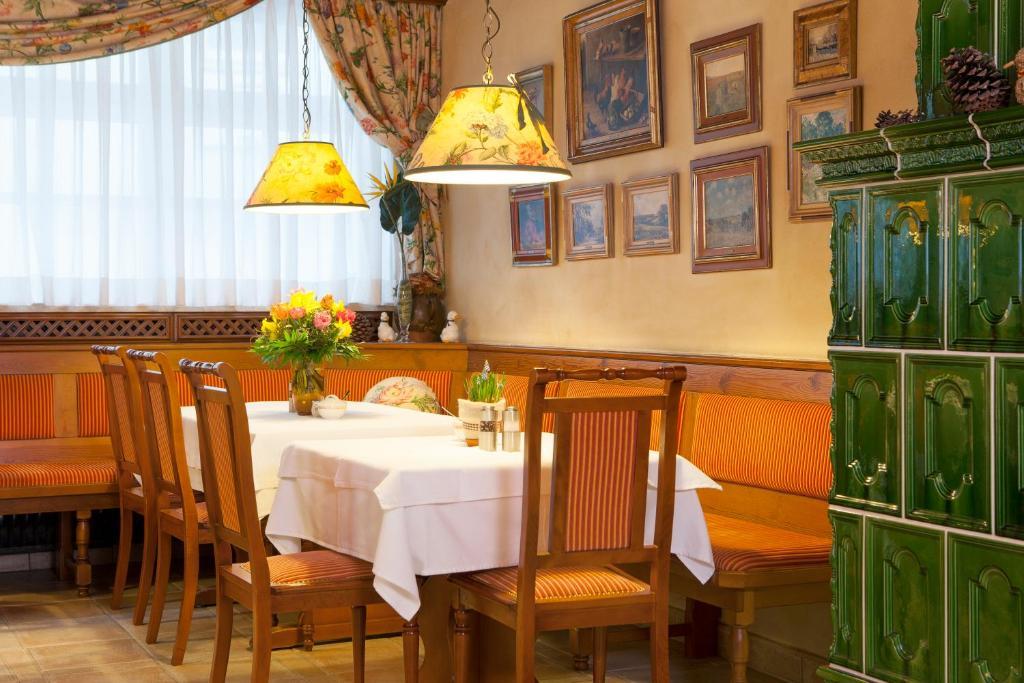Hotel Wilder Mann Königstein in der Oberpfalz 외부 사진