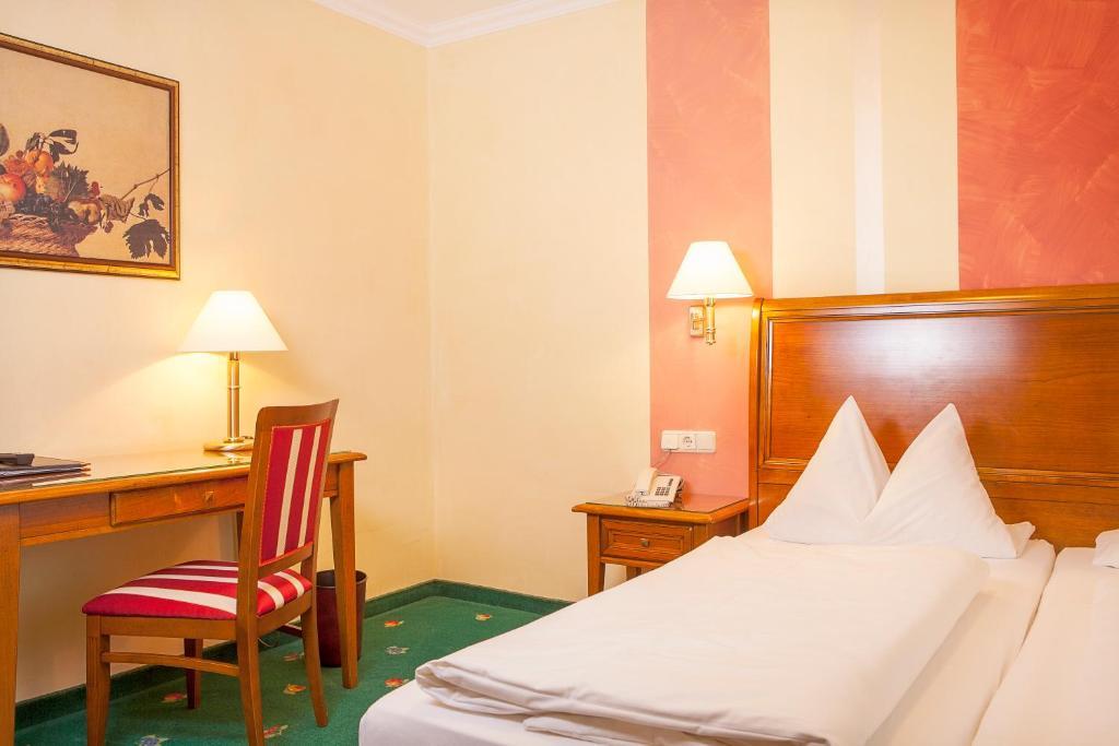 Hotel Wilder Mann Königstein in der Oberpfalz 외부 사진